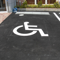 身障者用駐車場